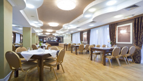 HUZAR hotel Lublin accommodation in Poland